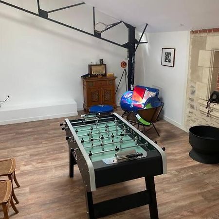 Loft Proche Centre Ville Hotes Habitant A L Etage Laval  Exterior foto